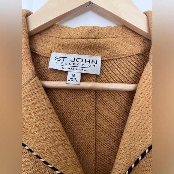 St John Knit Suit Jacket and Skirt Set *Vintage* - Picture 3 of 5